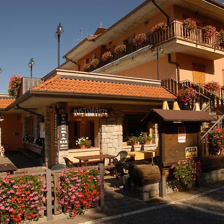 Albergo Legazzuolo Montecampione Artogne Extérieur photo